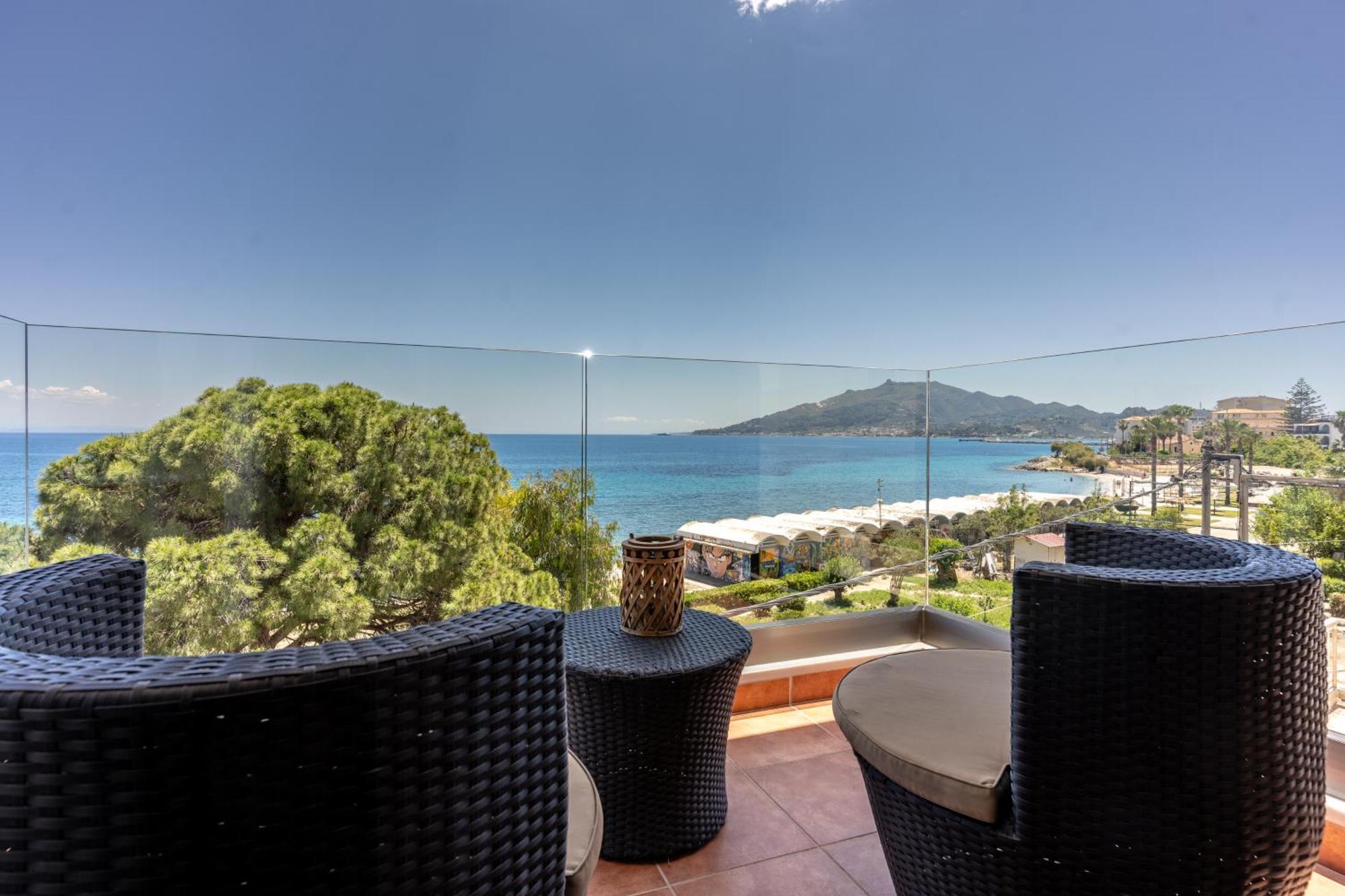Seafront Spirit Suites Zákynthos by Eksteriør billede